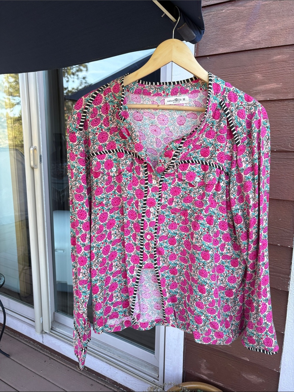 NATURAL LIFE Pink Floral Button-Front Blouse with Black-White Trim
